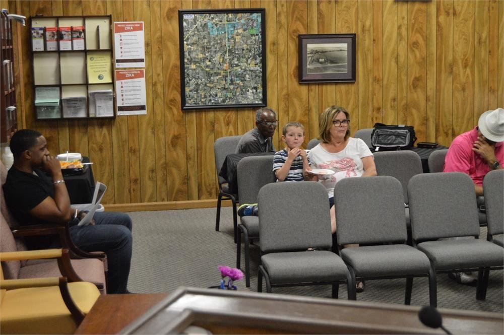 Kids and Adults at the Chiefs Chat