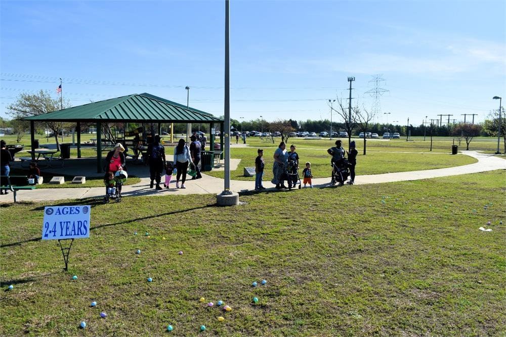 2 to 4 Year Old Egg Hunt Area