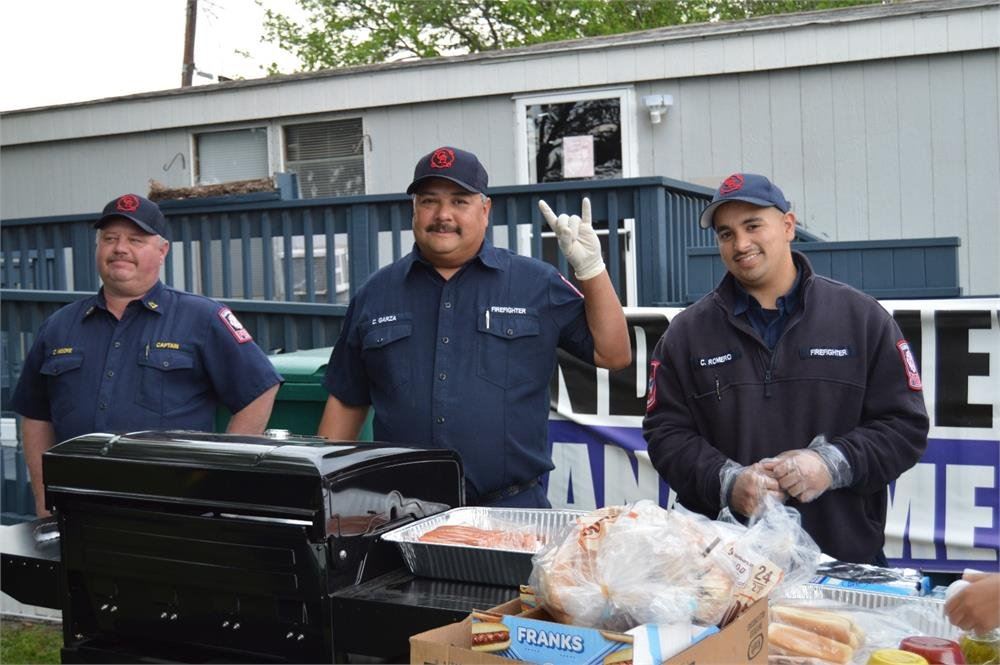 Firefighters Grilling